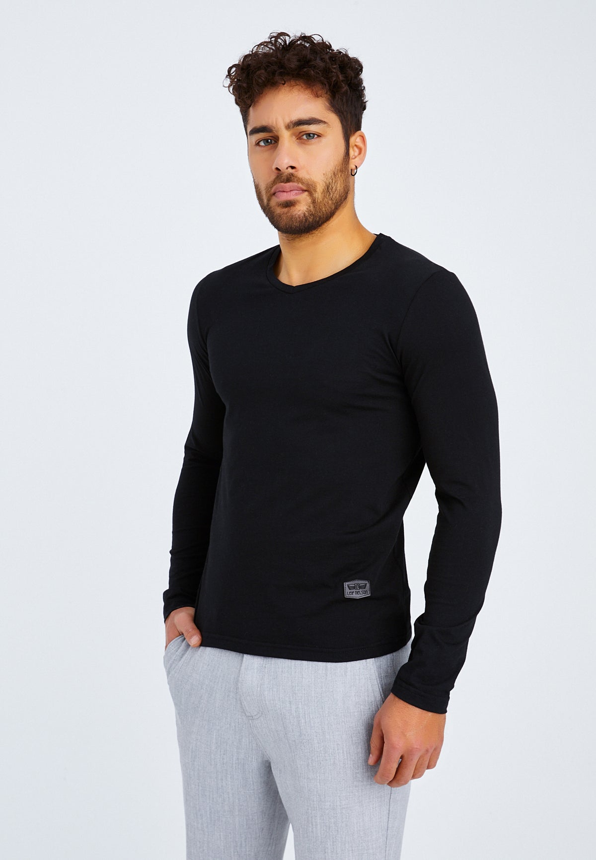 LN-8372 Schwarz L